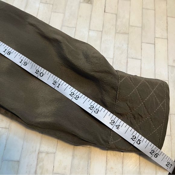 Women's 100% Silk Hand Embroidered Quilted Olive Green Button Down Blouse size L - Picture 14 of 14